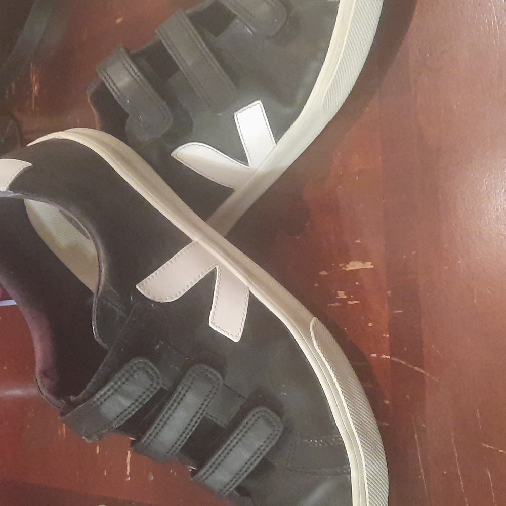 Veja Shoes